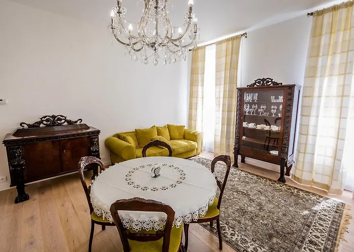 Lesni Pramen Apartamento *